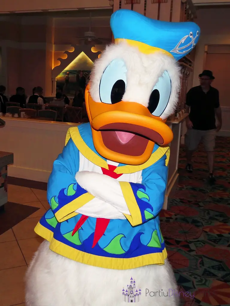 Donald-Ente-in-Cape-May-Cafe