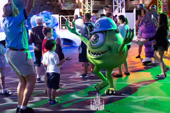 Mike y Sully Dance Halloween Party