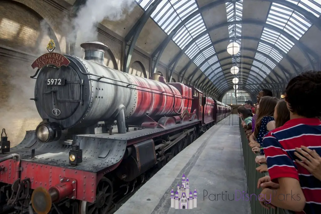 Hogwarts Express - Connects Universal Studios to Islands of Adventure