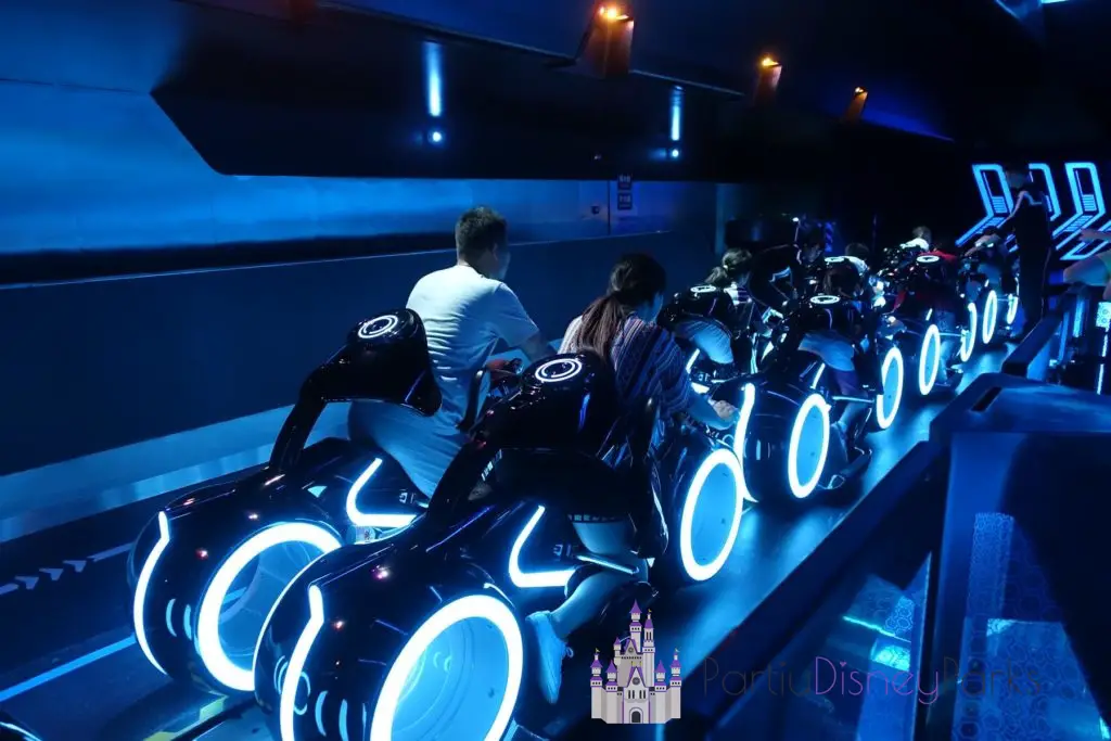 Tron Ride - Salieron de los parques de Disney