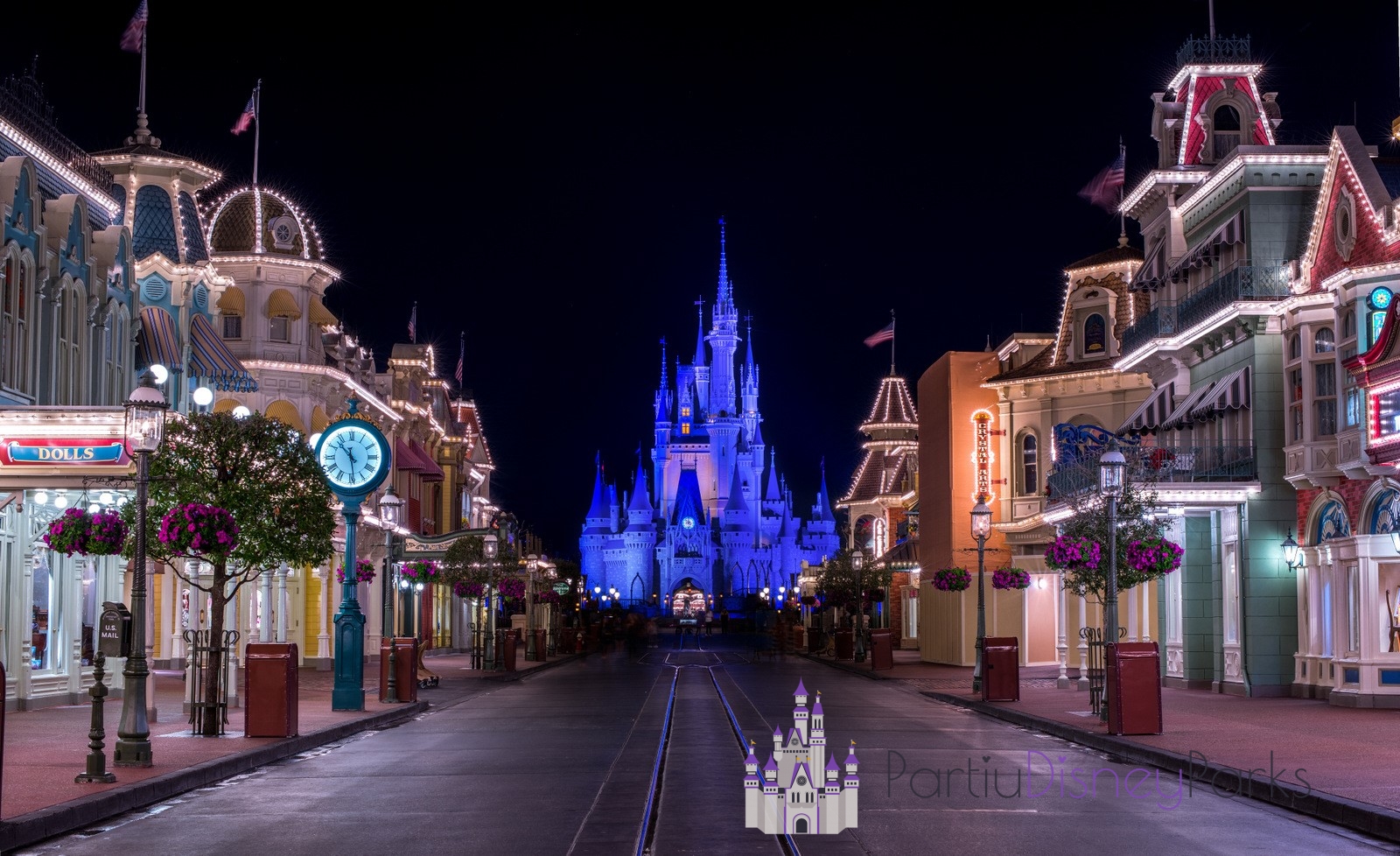 Magic-Kingdom-Castle-Walt-Disney-Welt