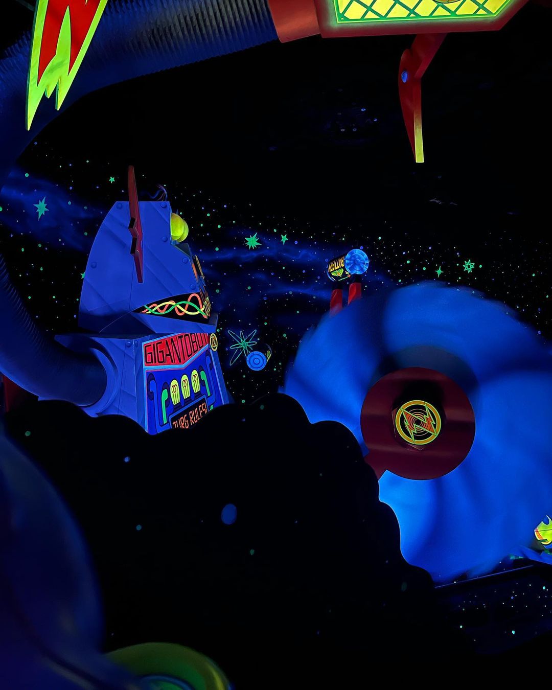 Buzz Lightyear’s Space Ranger Spin - Atração do Toy Story no Magic Kingdom