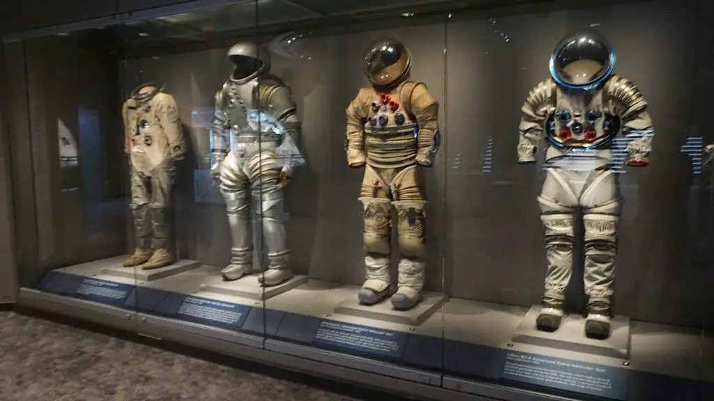 Apollo Treasures Gallery - Kennedy Space Center