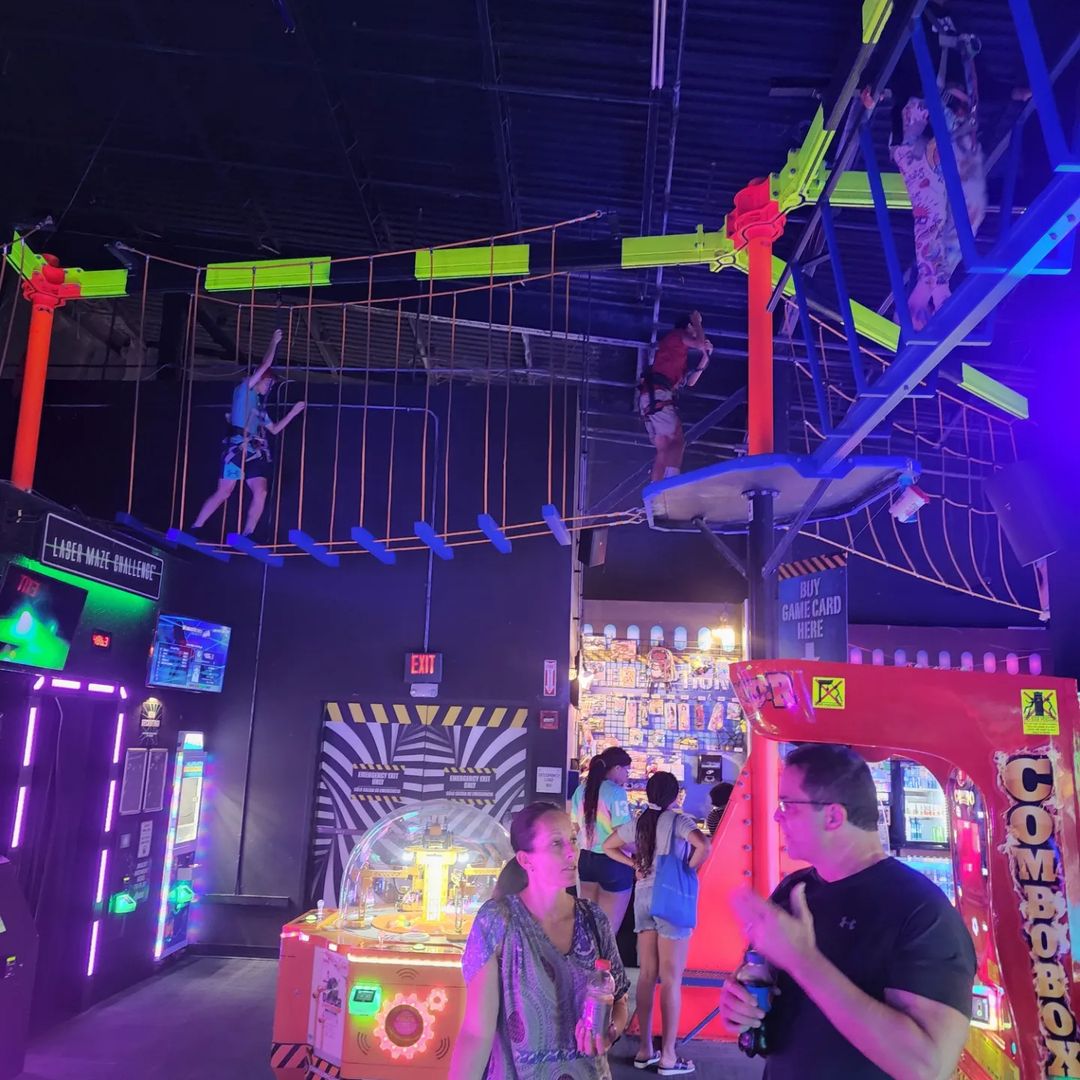 Indoor-Seilgarten – WonderWorks Orlando Attraktion