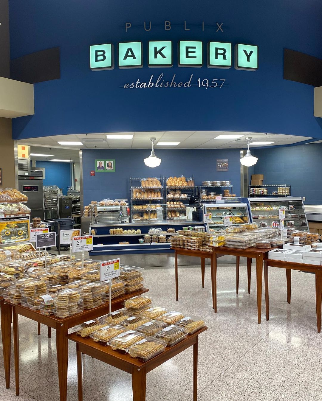 Bakery at Publix Orlando