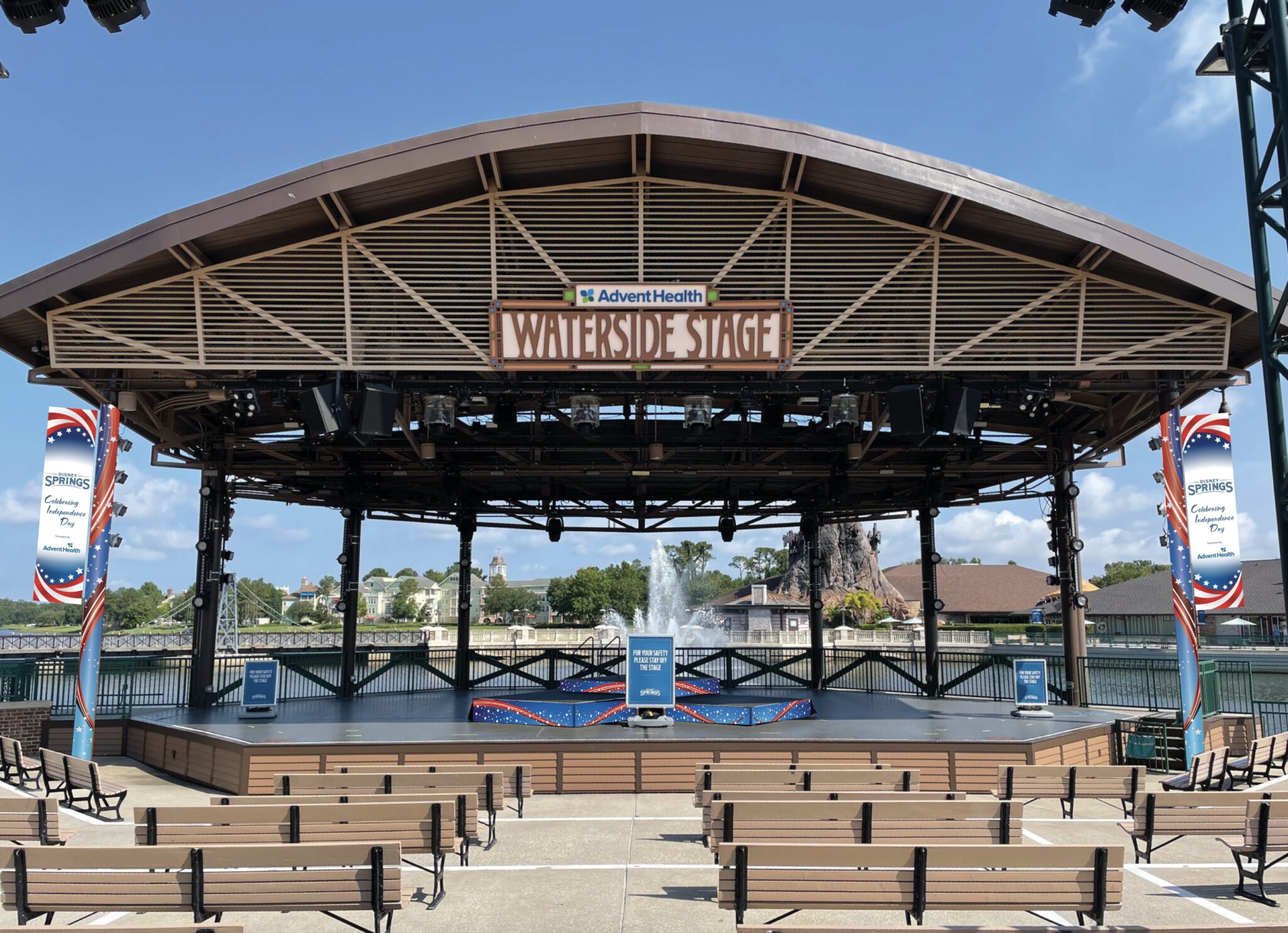 Waterside Stage - Atração de Disney Springs