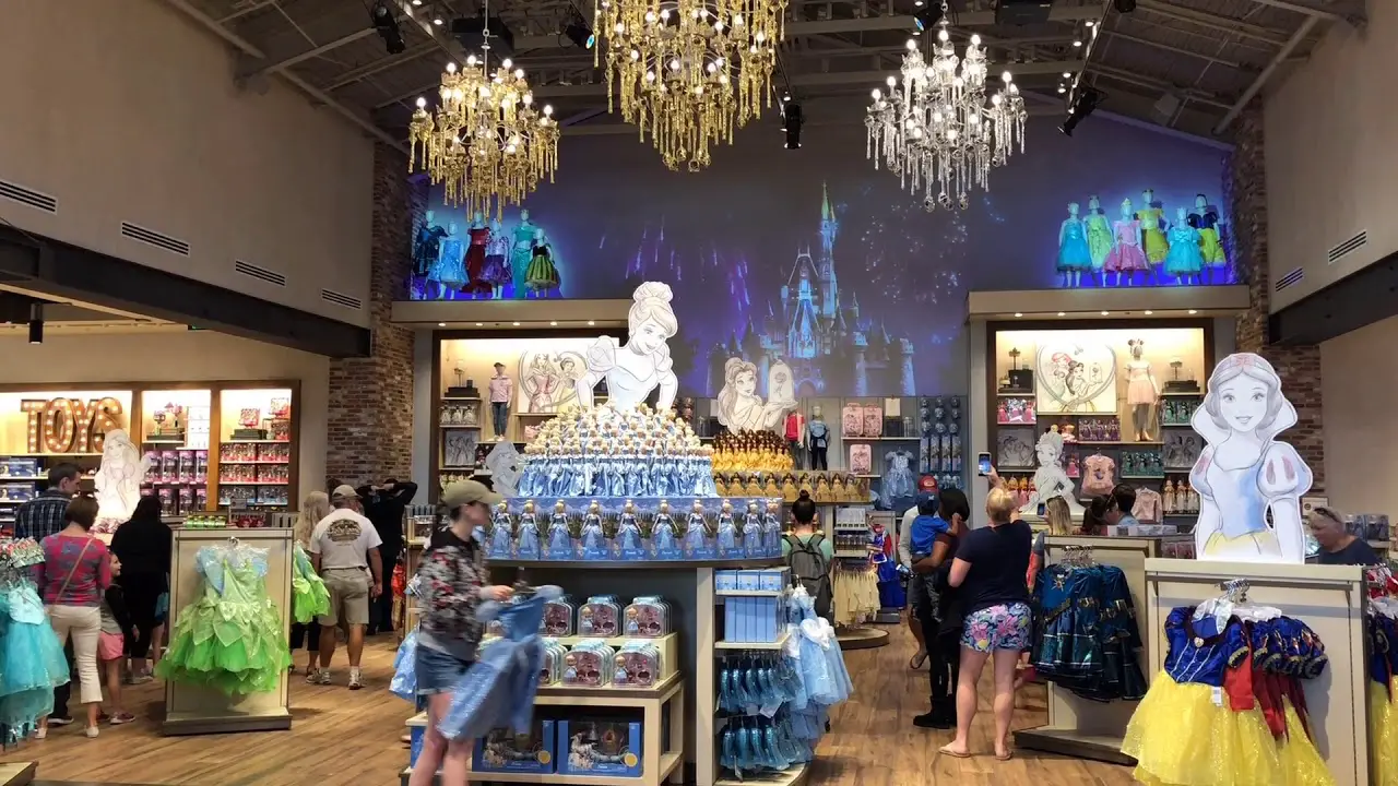 Le monde de Disney - Disney Springs Store