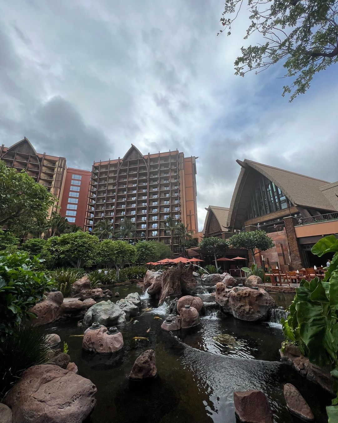 Disney Aulani Resort - Disney Hotel in Hawaii