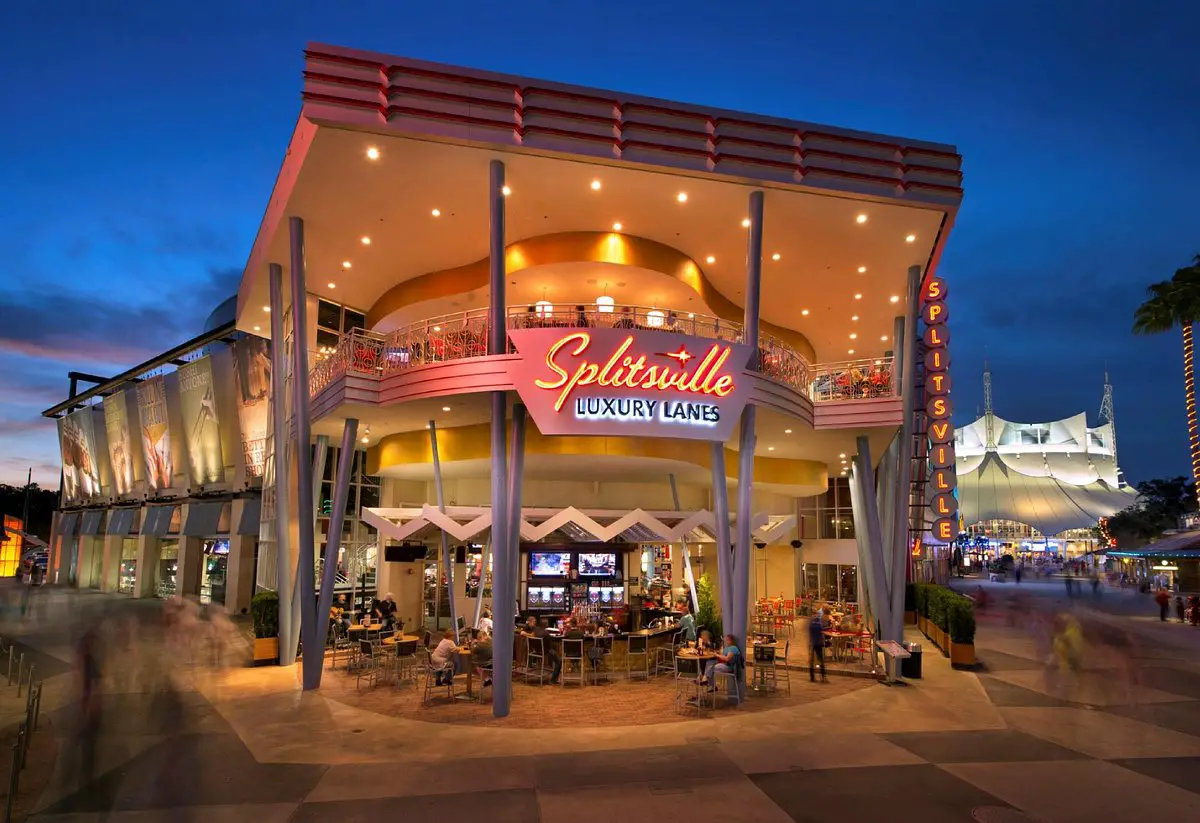 Splitsville Luxury - Restaurant du centre-ville de Disney