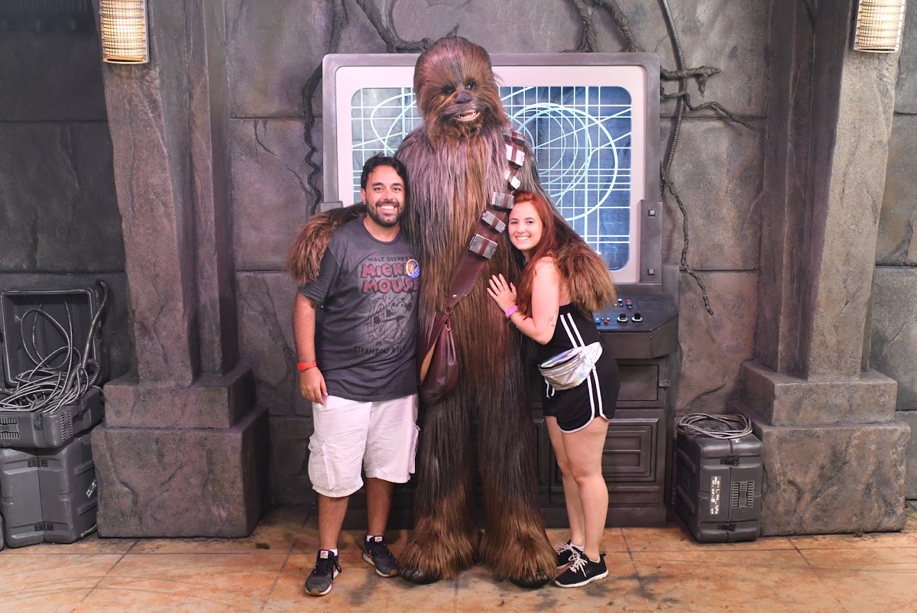 Chewbacca nos Parques da Disney - Star Wars Launch Bay
