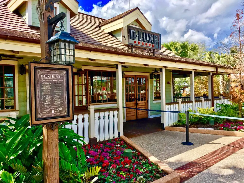 D-Luxe-Burger - Disney Springs Restaurant