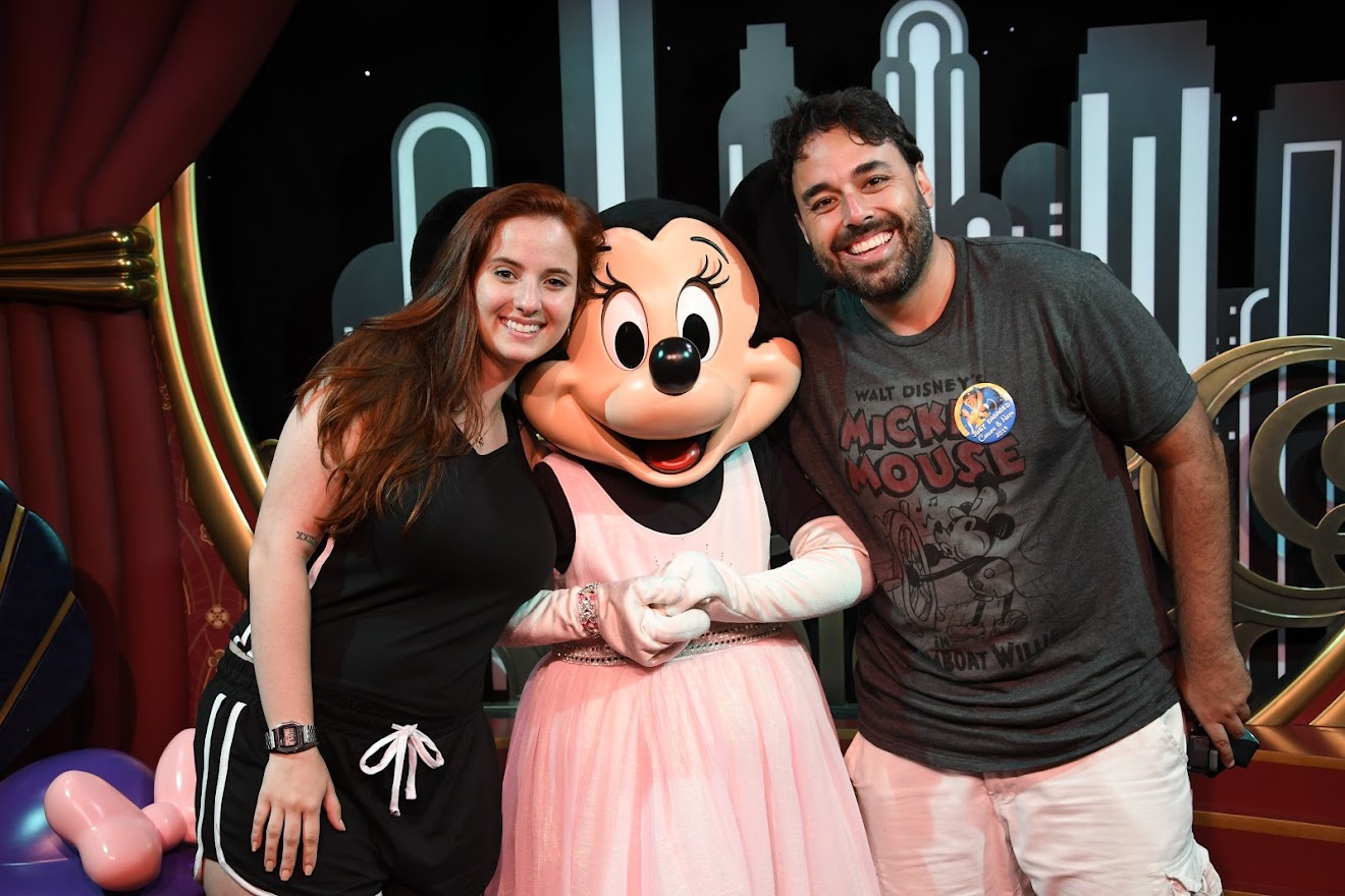 Minnie nos Parques da Disney com Traje de Gala