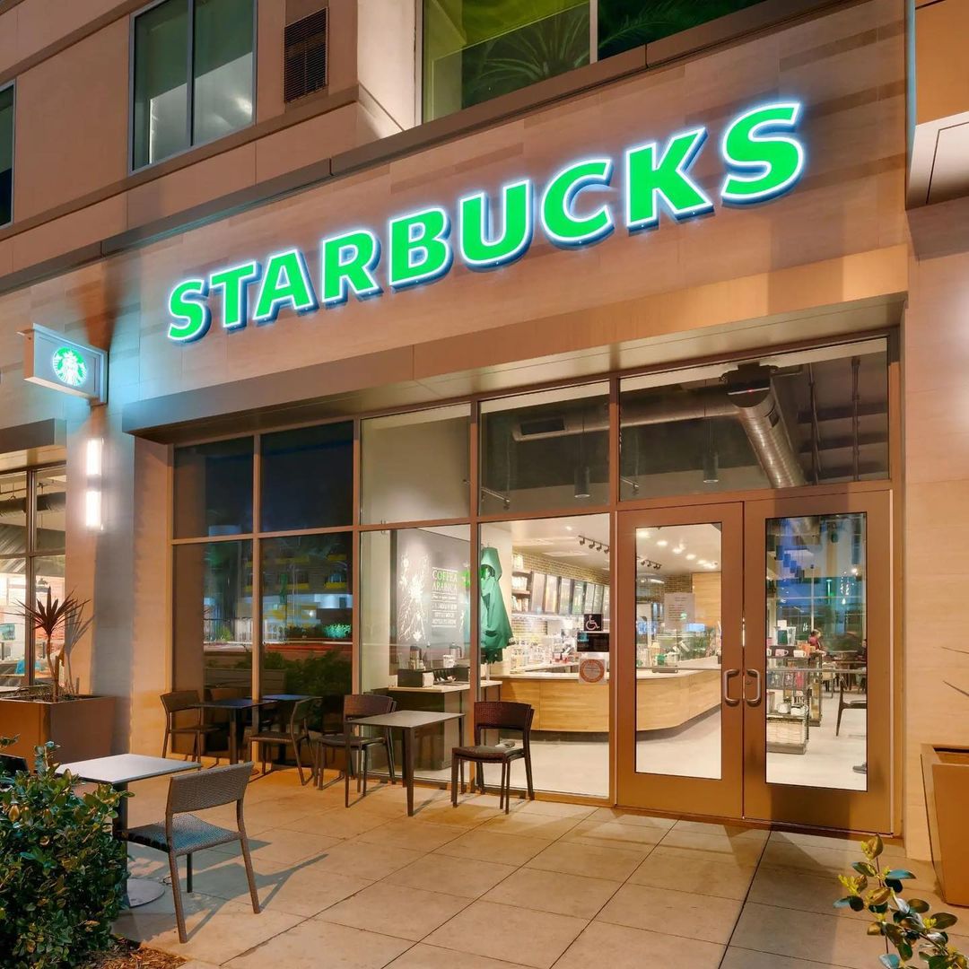 Starbucks en Hyatt House Anaheim