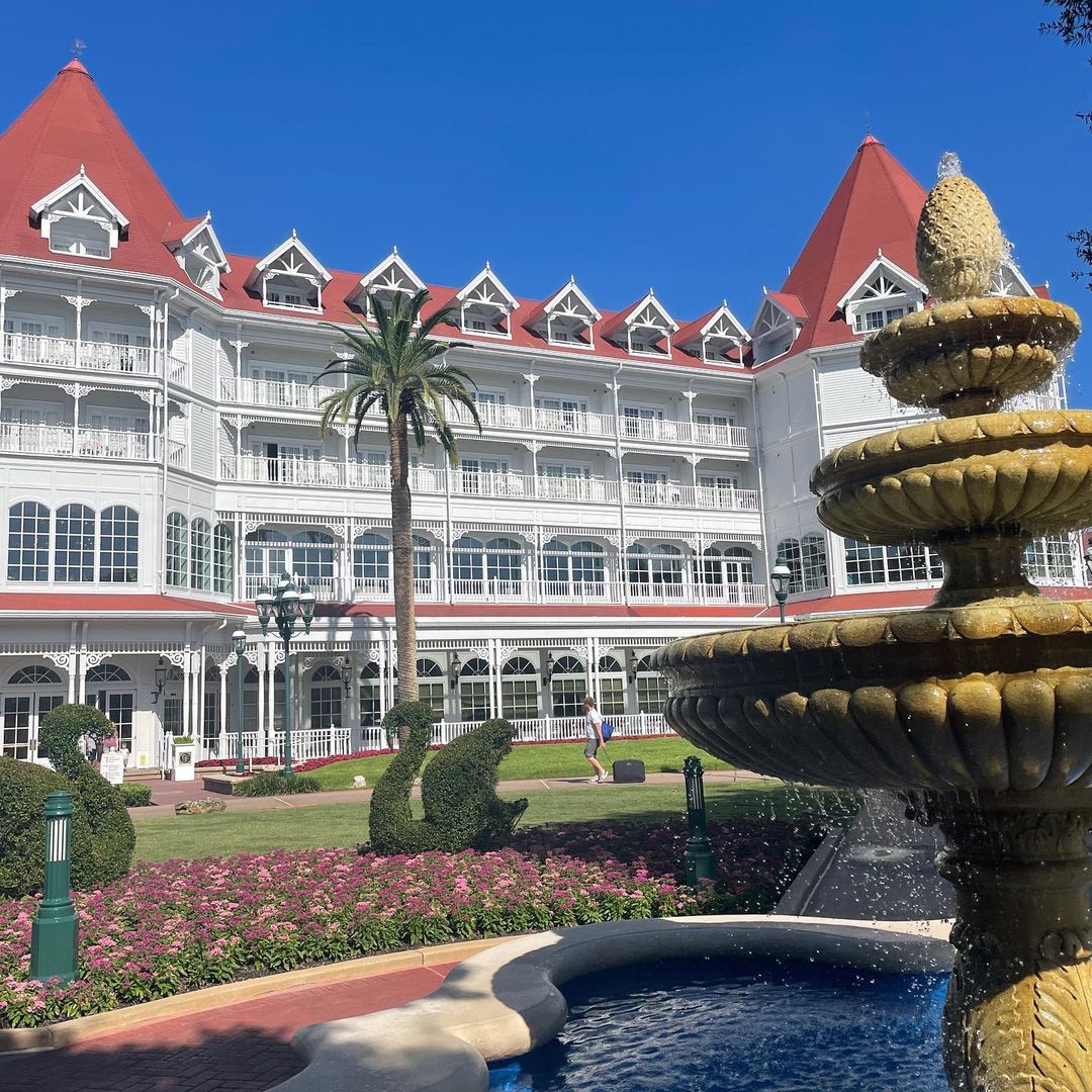 Disney's Grand Floridian Resort - самый роскошный отель в мире Диснея в Орландо