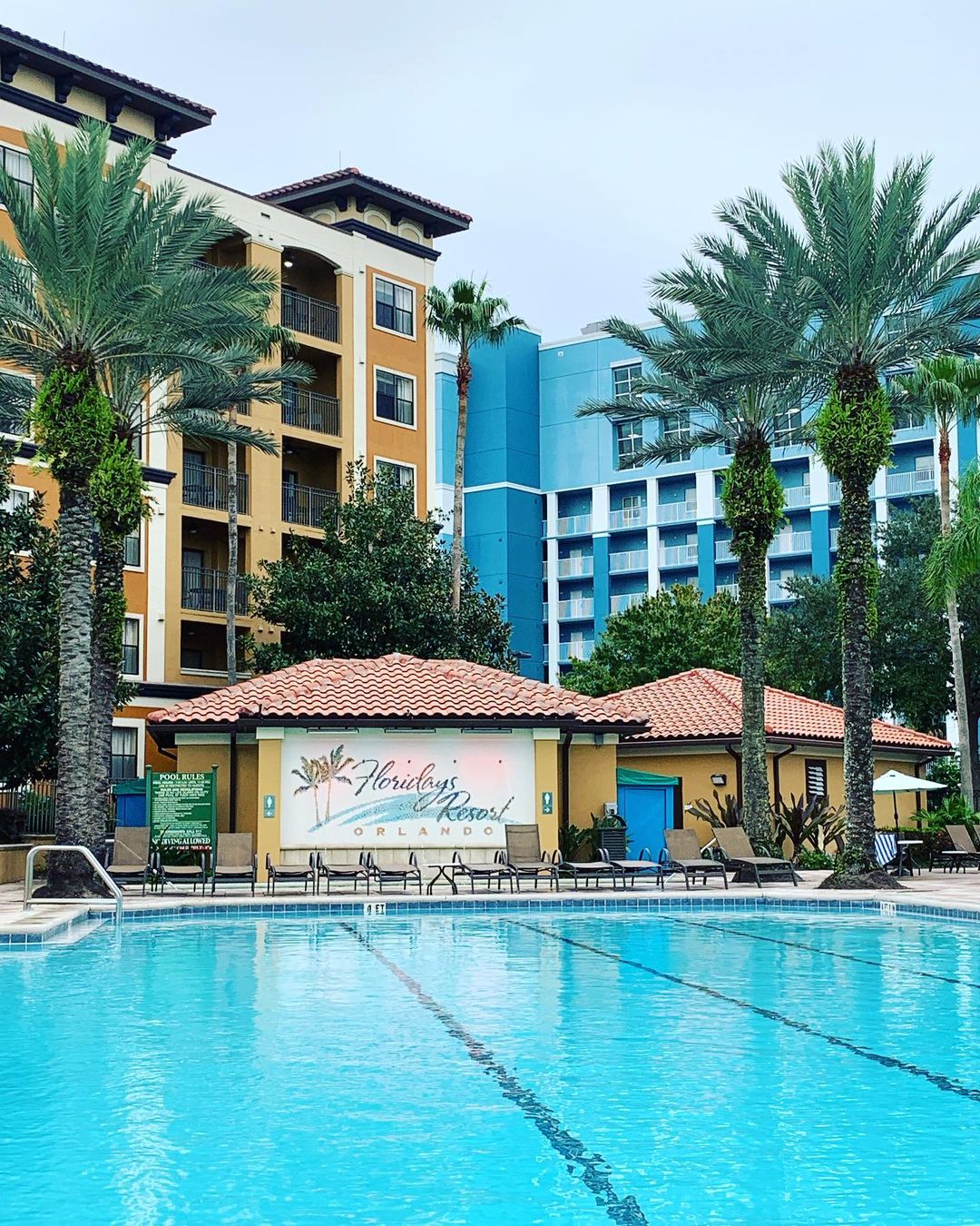 Piscina en Floridays Resort Orlando - Hotel en International Drive