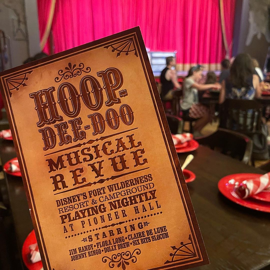 Hoop-Dee-Doo Musical Revue - Comida y espectáculo en Disney (1)