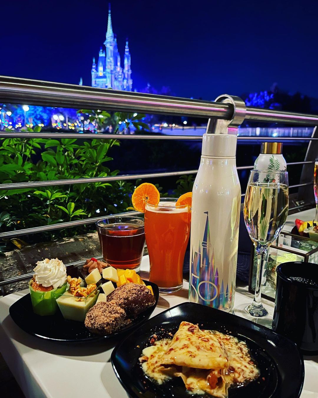 Tomorrowland Terrace – Magisches Königreich-Restaurant