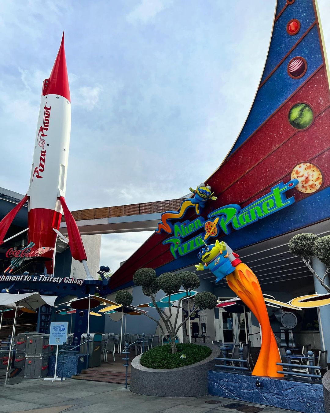 Alien Pizza Planet - Disneyland California Restaurant