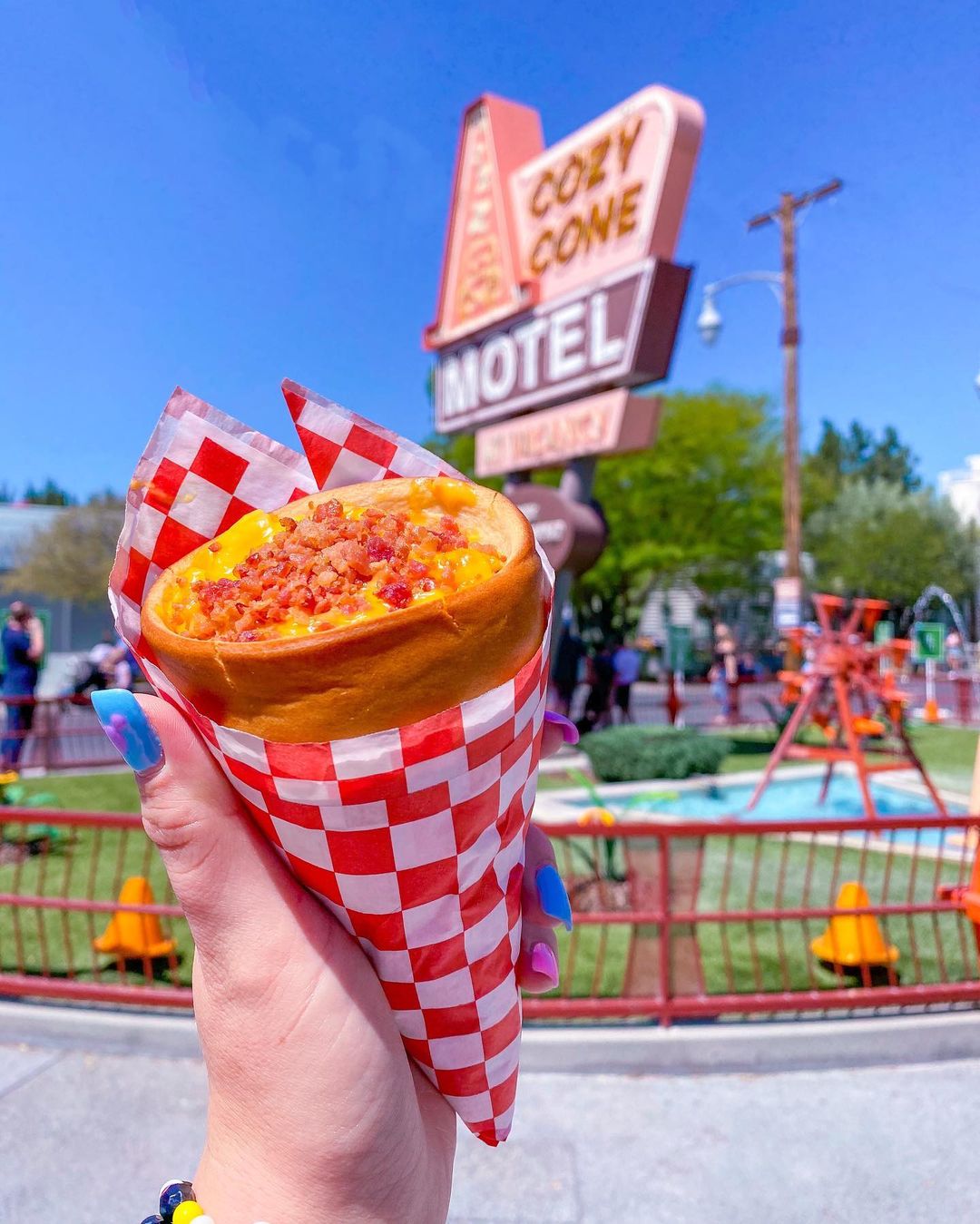 Cozy Cone Motel - Disneyland California Themed Restaurant