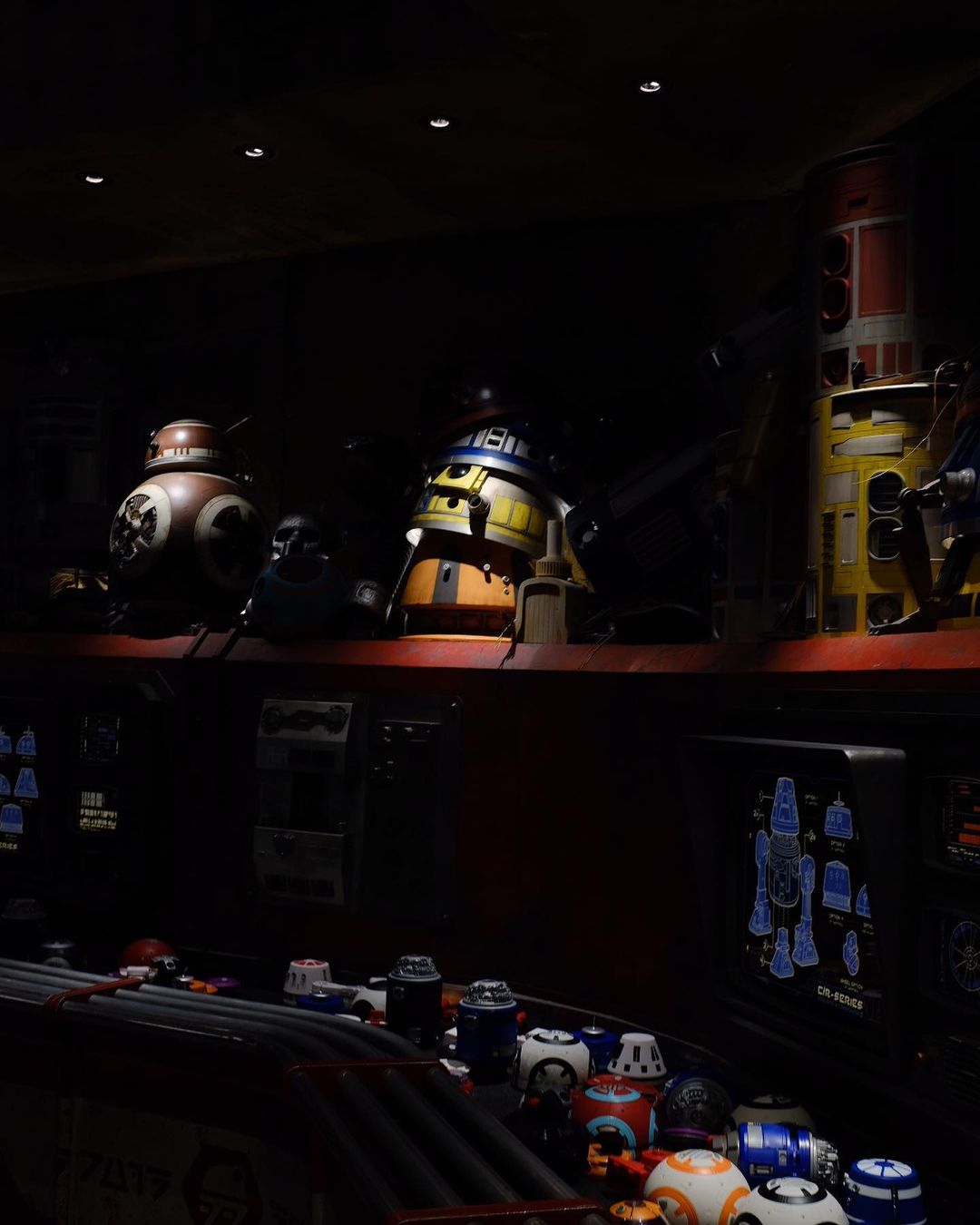 Droid Depot - Build your Droid in Galaxy's Edge