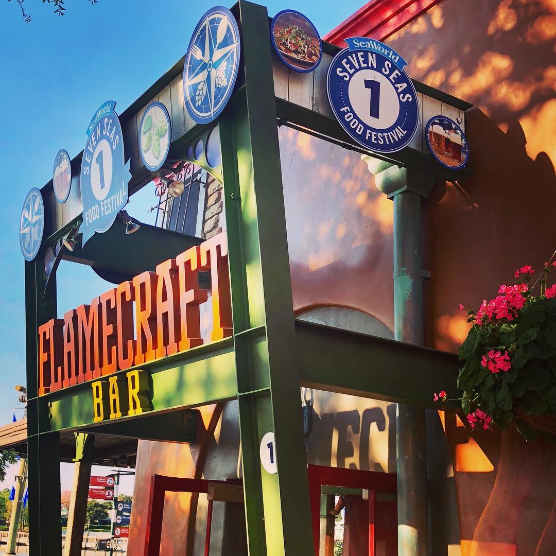 Flamecraft Bar - Restaurante do SeaWorld Orlando
