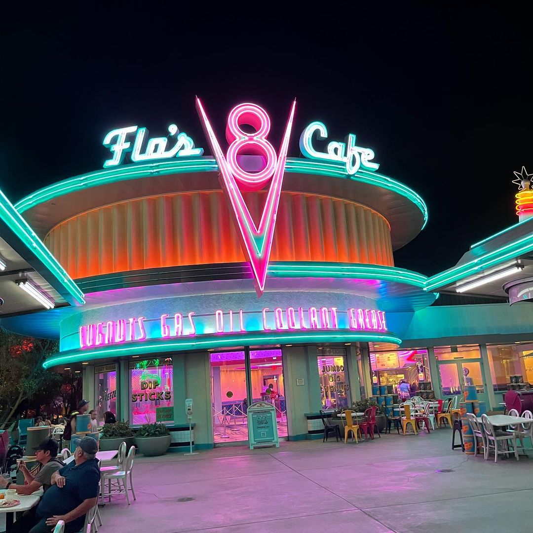 Flo's V8 Cafe - Disneyland California Restaurant