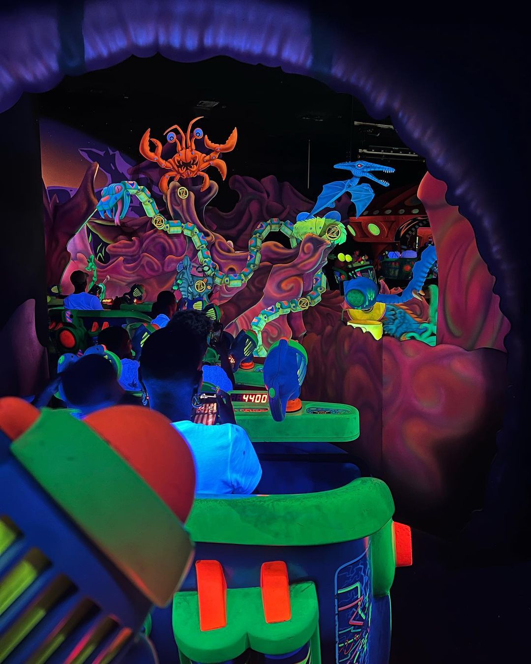 Buzz Lightyear's Space Ranger Spin - Magic Kingdom Attraction