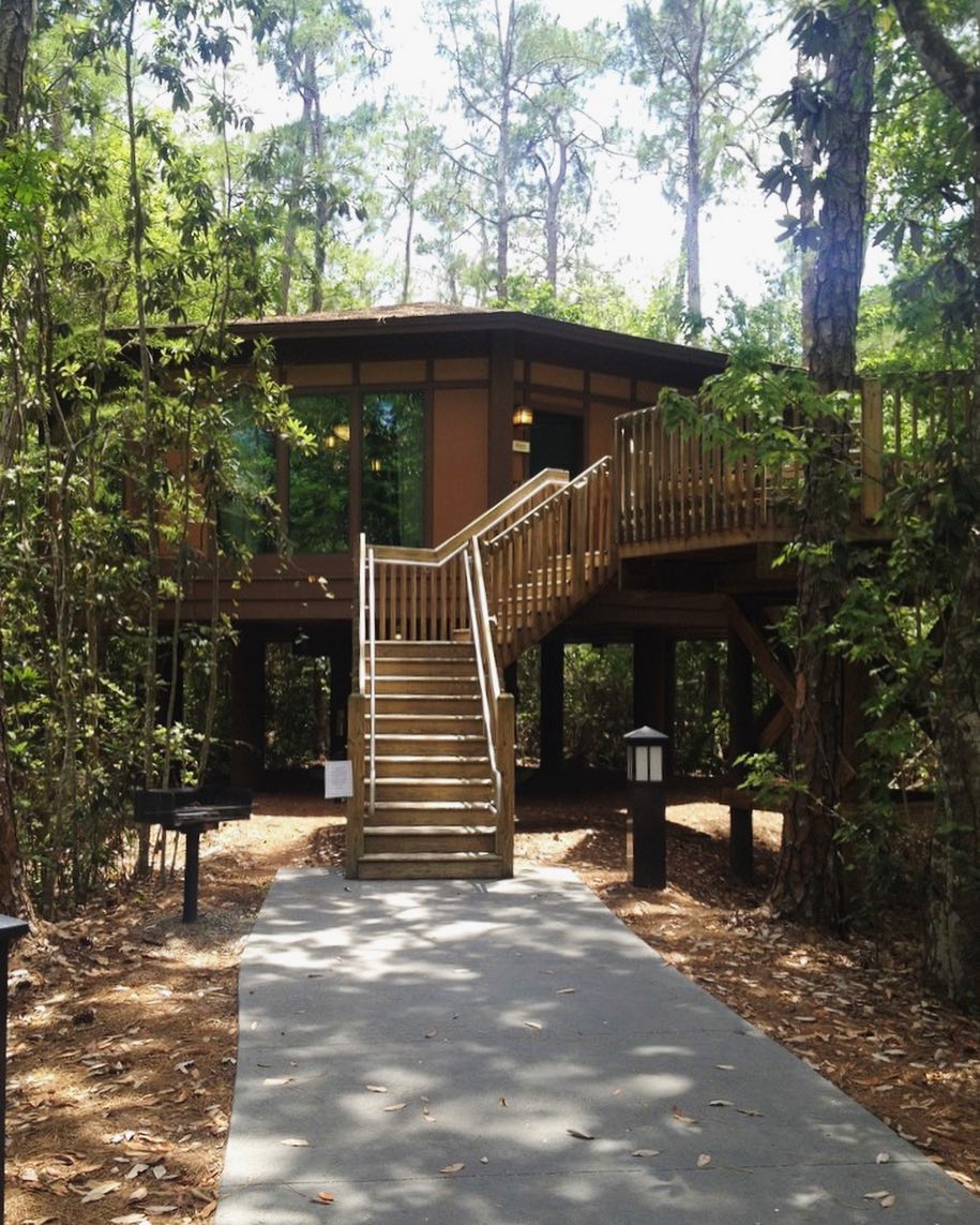 Treehouse Villas Resort