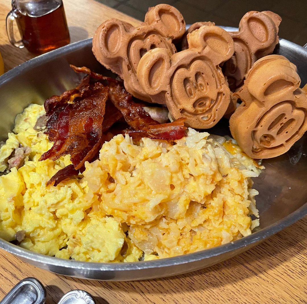 Comida do Trail’s End - Café da Manhã no Disney's Fort Wilderness