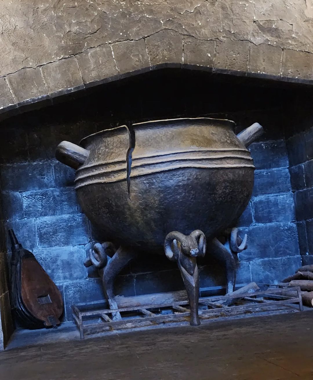 Decoración Caldero Chorreante - Restaurante Harry Potter en Universal Studios