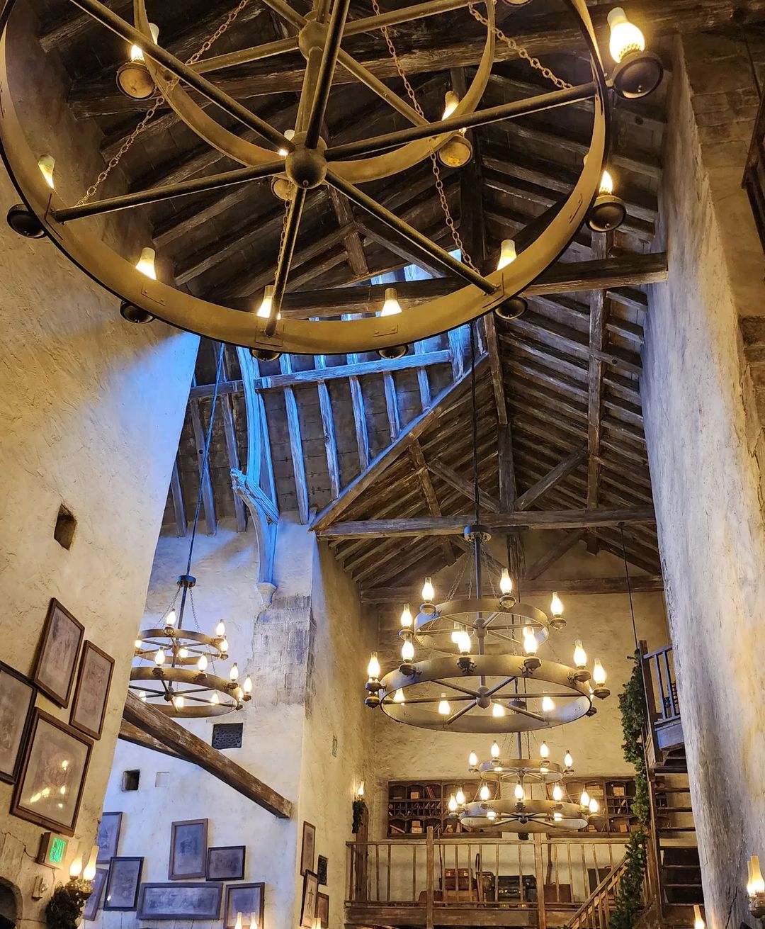 Decoração do Leaky Cauldron - Restaurante do Harry Potter na Universal Studios