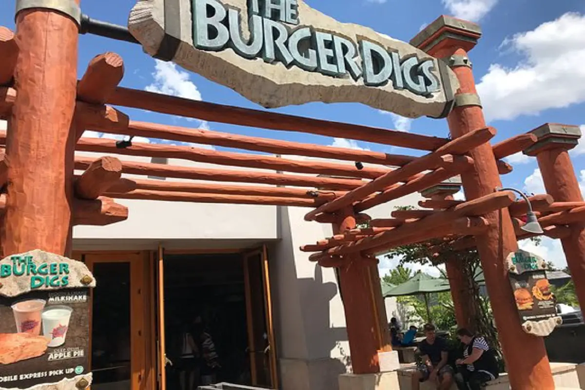 Eingang zum Restaurant The Burger Digs in den Universal Studios in Orlando